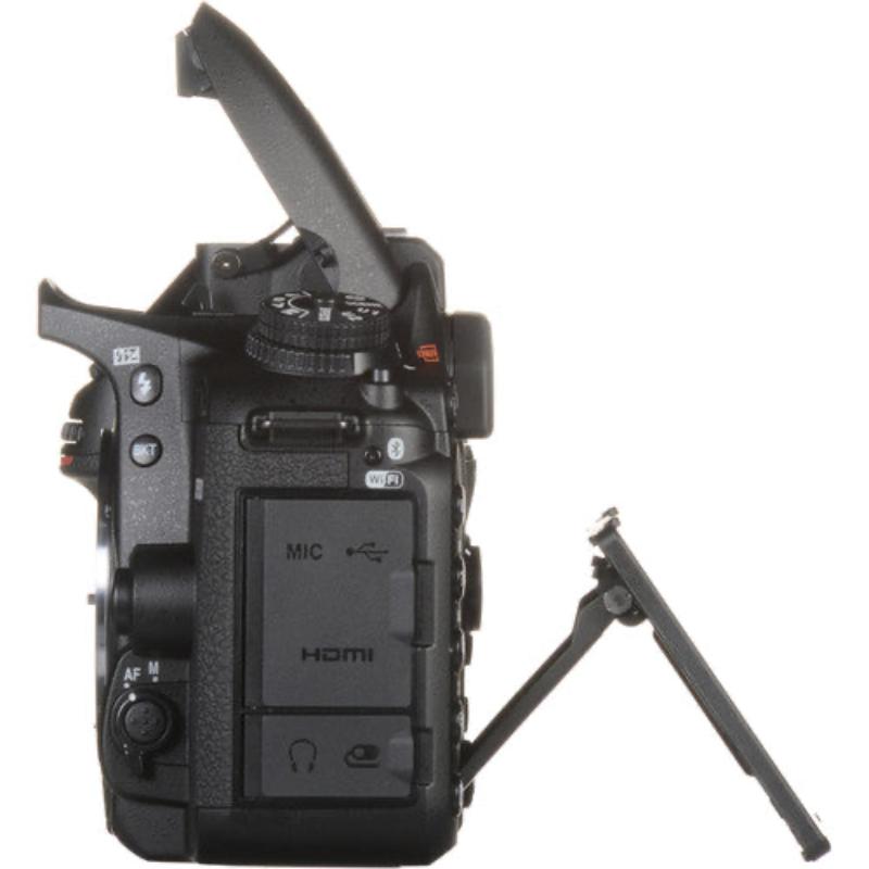 Nikon D7500 DSLR Camera (Body Only) - Hashtechguy Nikon D7500 DSLR Camera (Body Only) - Hashtechguy
